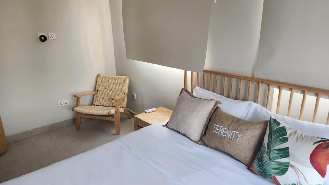 Serenity Terraces Beach, Hotel - Kokrobite Ngoại thất bức ảnh