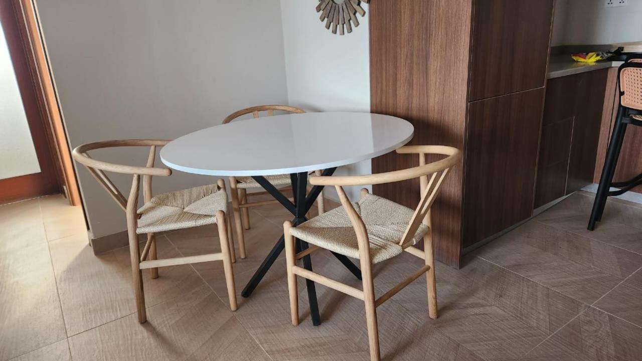 Serenity Terraces Beach, Hotel - Kokrobite Ngoại thất bức ảnh