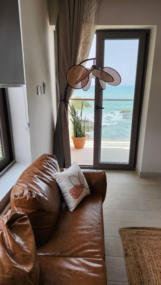 Serenity Terraces Beach, Hotel - Kokrobite Ngoại thất bức ảnh