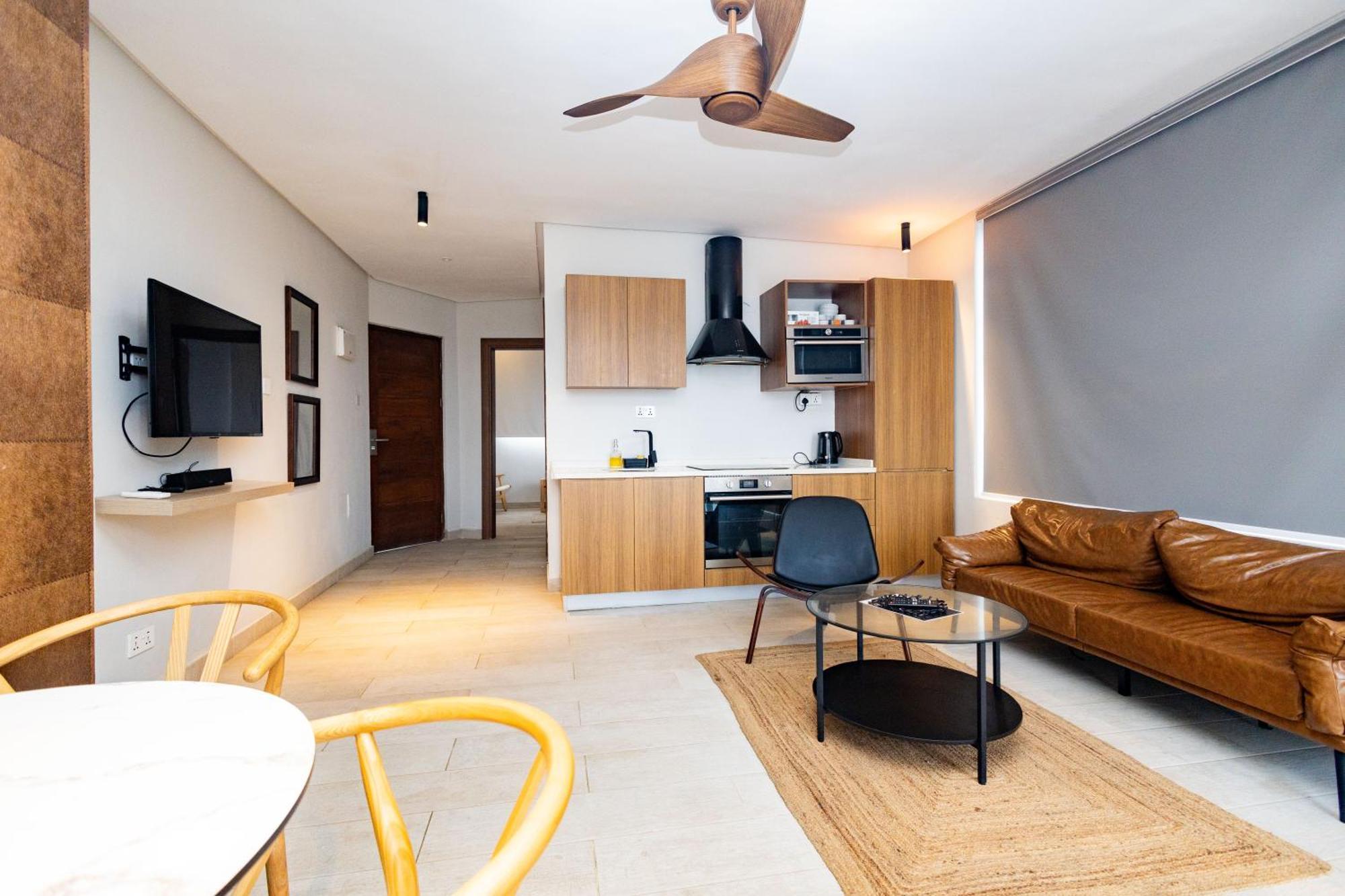 Serenity Terraces Beach, Hotel - Kokrobite Ngoại thất bức ảnh