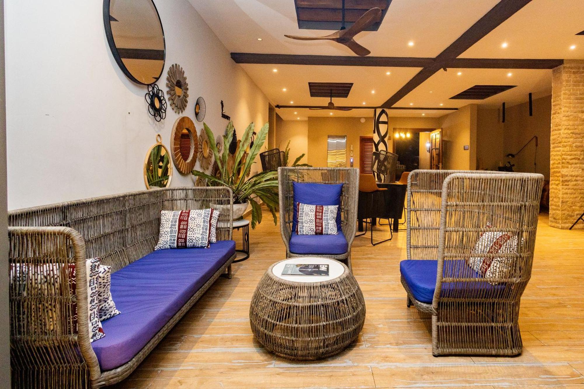 Serenity Terraces Beach, Hotel - Kokrobite Ngoại thất bức ảnh