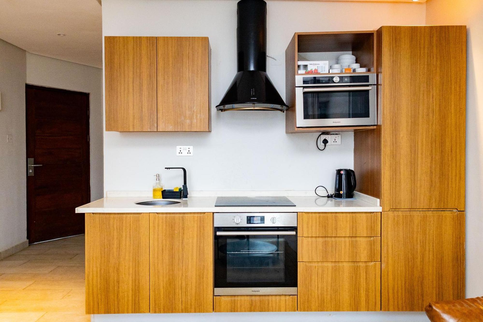 Serenity Terraces Beach, Hotel - Kokrobite Ngoại thất bức ảnh